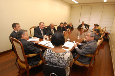 Presidente do TJ discute interesses da magistratura com Amagis