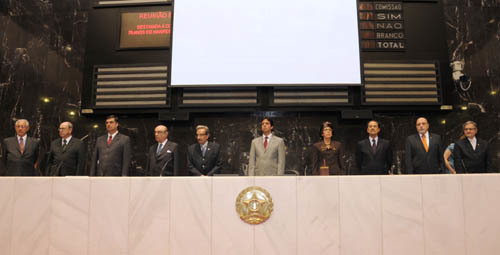 Assembleia de Minas homenageia o Manifesto dos Mineiros