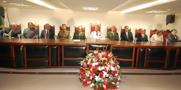 TJMMG homenageia magistrados