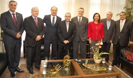 Amagis e OAB reafirmam parceria em favor do aperfeiçoamento do Judiciário