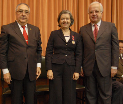 Ministra Cármen Lúcia recebe Medalha Hélio Costa