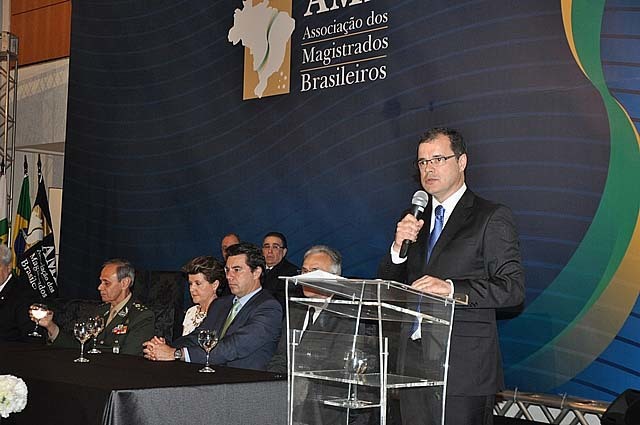 Nova AMB toma posse para o próximo triênio