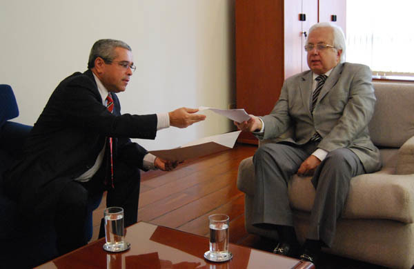 Presidente da Amagis requer pagamento de novo subsídio e de férias suspensas de 2013