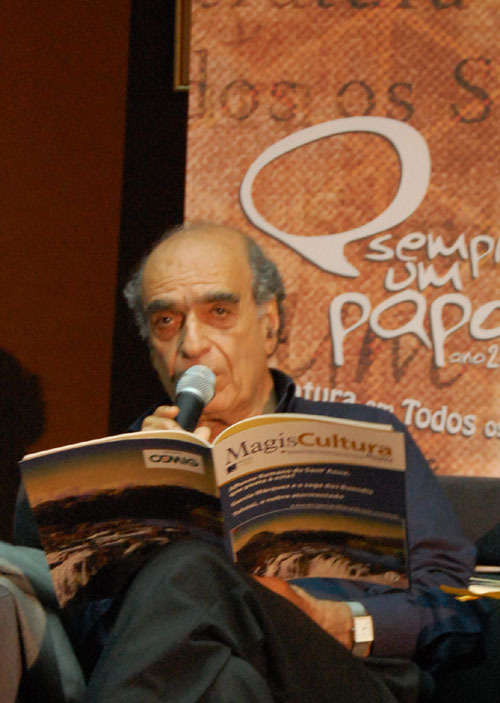 Entrevista: Poeta Affonso Romano de Sant’Anna