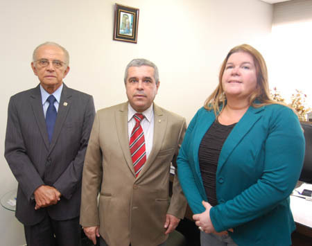 Presidente da Amagis recebe visita da presidente do Sindicato dos Policiais Rodoviários Federais