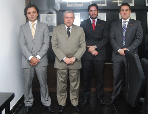Amagis recebe visita da Comissão de Valorização de Delegados