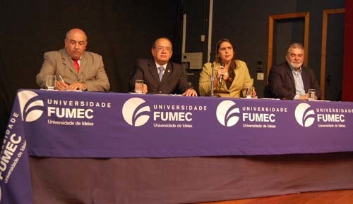 Ministro Gilmar Mendes participa de congresso sobre segurança em BH