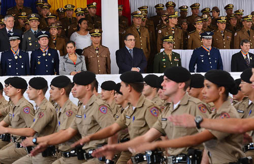 Magistrados recebem Medalha Alferes Tiradentes