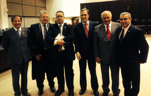 Magistrados mineiros participam de posse no Tribunal do Paraná
