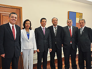 Presidente do TJMG recebe comitiva da OAB/MG