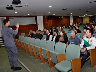 Curso de formação de brigadistas tem início na Raja Gabaglia