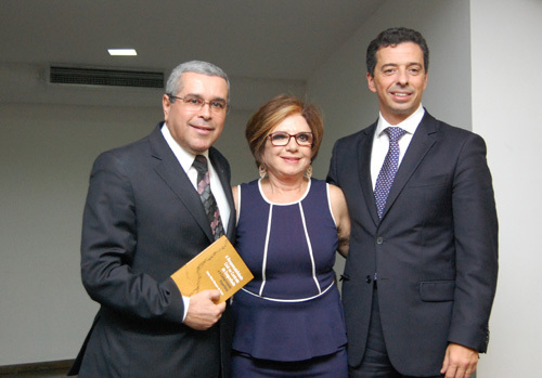 Desembargadora Selma Marques lança livro sobre responsabilidade civil