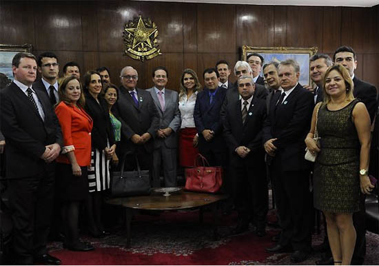 Presidente da Amagis está acompanhando sessão do plenário do Senado Federal
