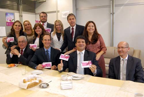 Amagis leva Outubro Rosa ao Fórum Lafayette