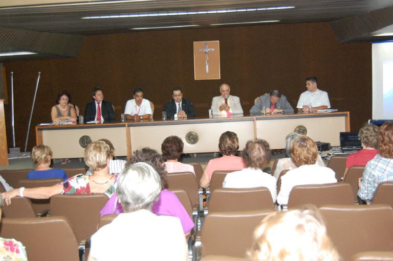 Pensionistas da magistratura são recebidas na Amagis