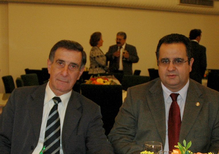 Presidente da Amagis reúne-se com presidente do TJMG