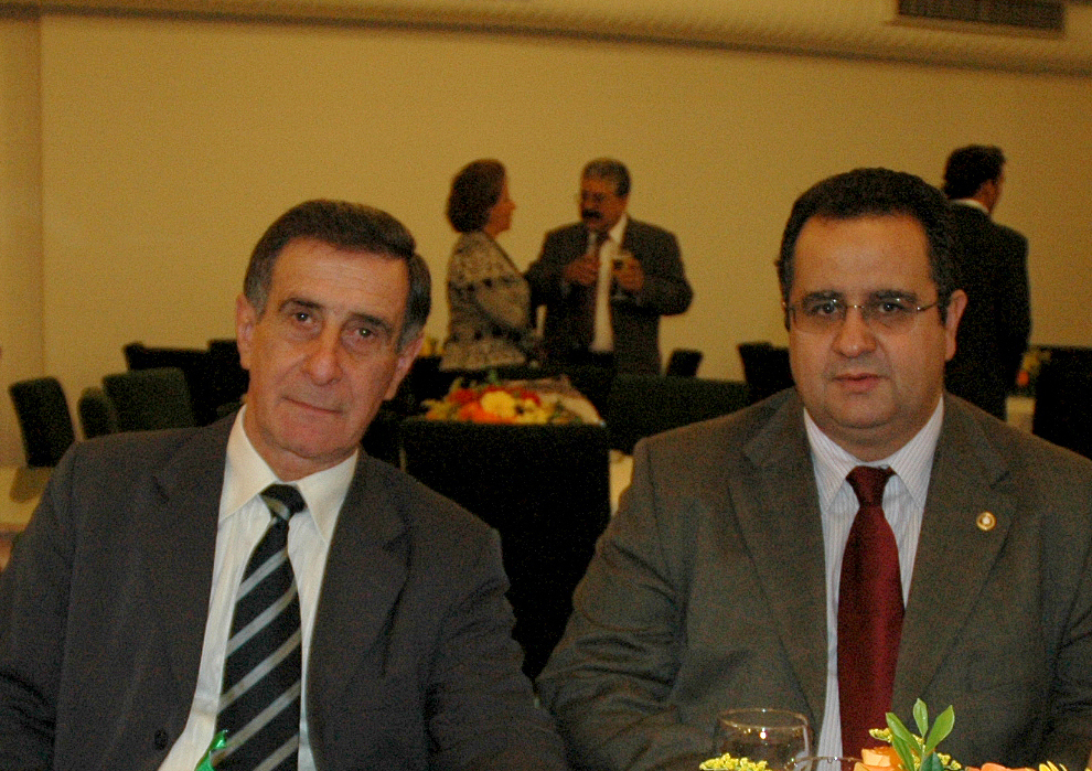 Presidente da Amagis reúne-se com presidente do TJMG