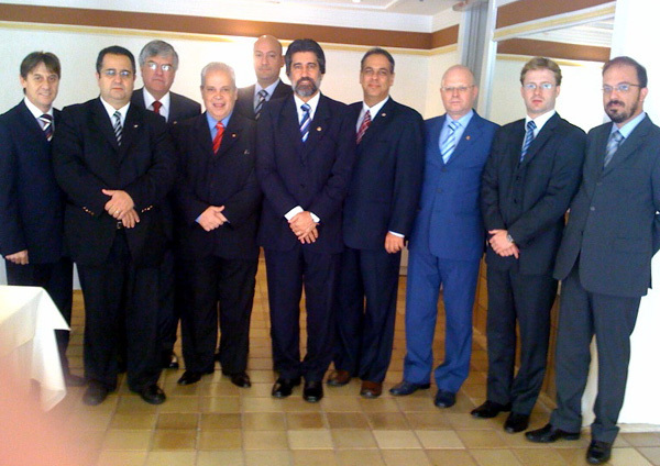 Presidentes de associações reúnem-se com senador Valdir Raupp