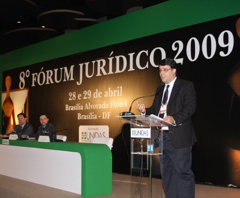 Amagis participa do 8º Fórum Jurídico da Unidas