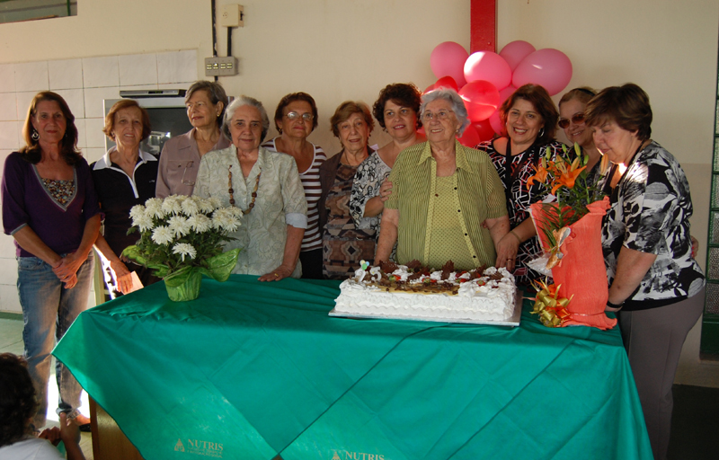 Crianças comemoram os 25 anos do Nutris