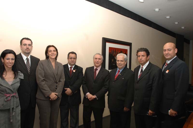 Michel Temer recebe presidente da Amagis