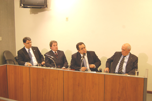 Magistrados participam de audiência pública na Assembleia