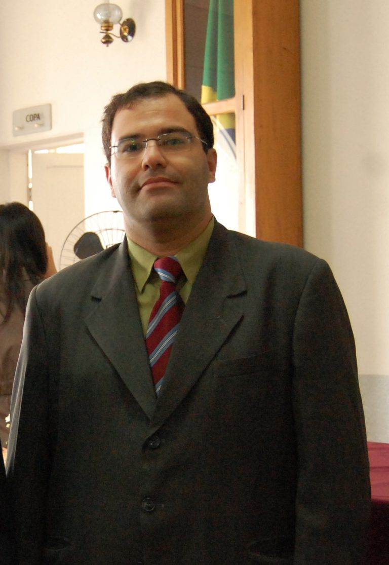 Juiz é homenageado pela Câmara Municipal de Lavras
