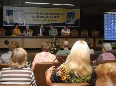 Reunião das pensionistas é marcada por homenagem