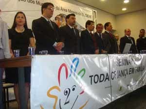 Seminário debate políticas sociais para crianças do norte de Minas