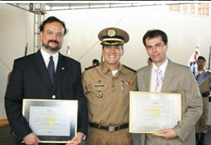 Juiz recebe homenagem da PM