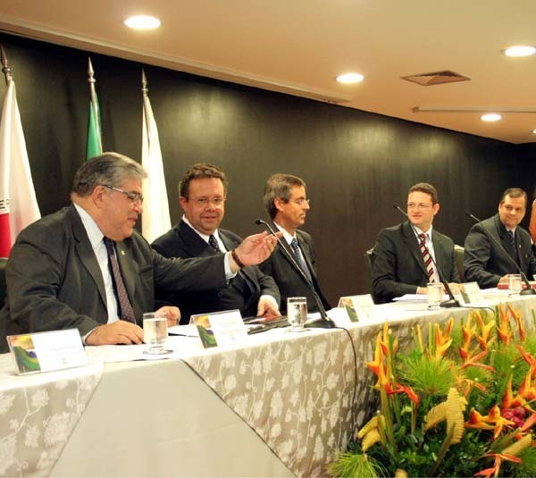 Ministro do TSE destaca desafios da propaganda pela internet nas eleições 2010