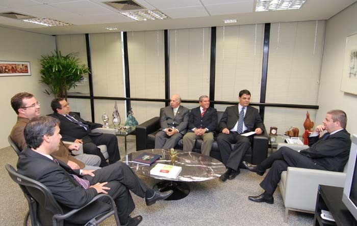 Diretoria visita vice-governador do Estado