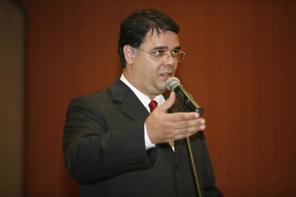 Diretoria toma posse e reafirma compromisso com a magistratura