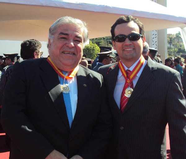 Corpo de Bombeiros presta homenagem a magistrados