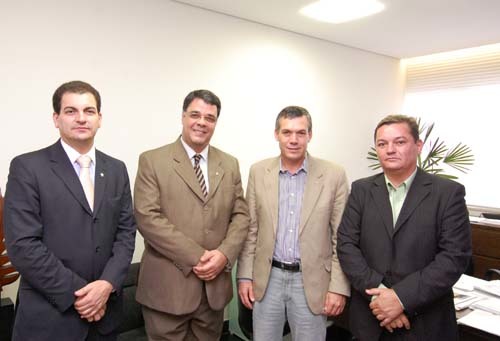 Deputado eleito visita Amagis