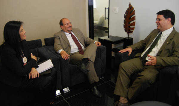 Diretores da EJE são recebidos na Amagis