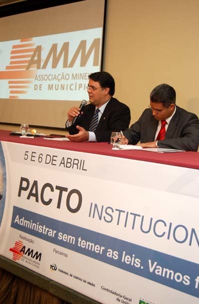 Magistrados participam de debates da AMM