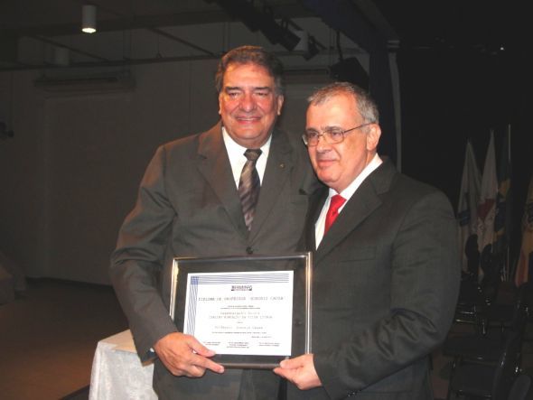 Isalino Lisboa recebe título de professor honoris causa