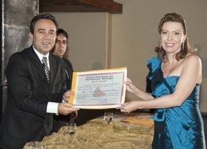Juíza de Vespasiano é homenageada