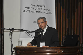 Herbert Carneiro apresenta PAI-PJ em seminário