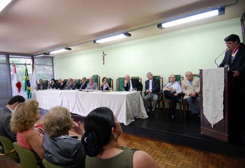 Instituto Histórico empossa Bruno Terra