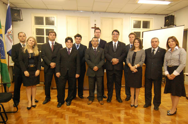 Diretoria reúne-se com juízes de Manhuaçu e região