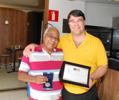 Amagis homenageia o ministro Carlos Alberto Reis de Paula