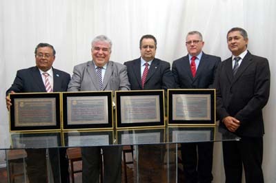 Desembargadores são homenageados em Araguari
