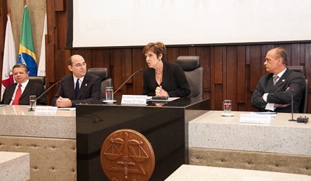 Amagis participa de encontro do CNJ em Belo Horizonte