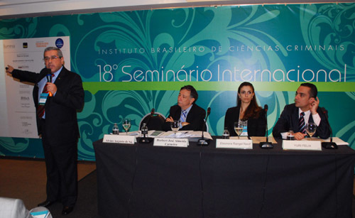 Desembargador fala em seminário internacional