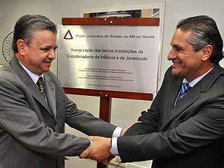 TJ inaugura espaço para cuidar do menor