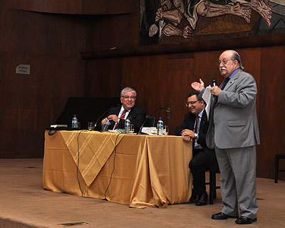 Palestra aborda poder pessoal e poder institucional