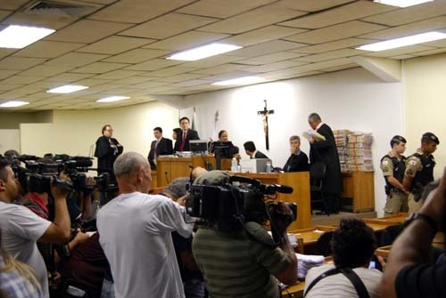 Julgamento do goleiro Bruno é reaberto