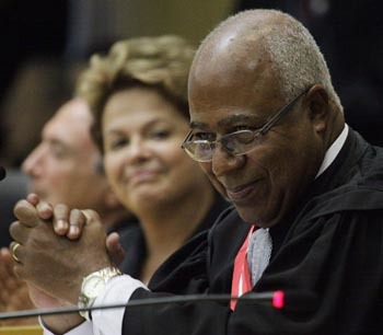 Reflexão sobre a CLT e negociação coletiva marcam discurso do novo presidente do TST